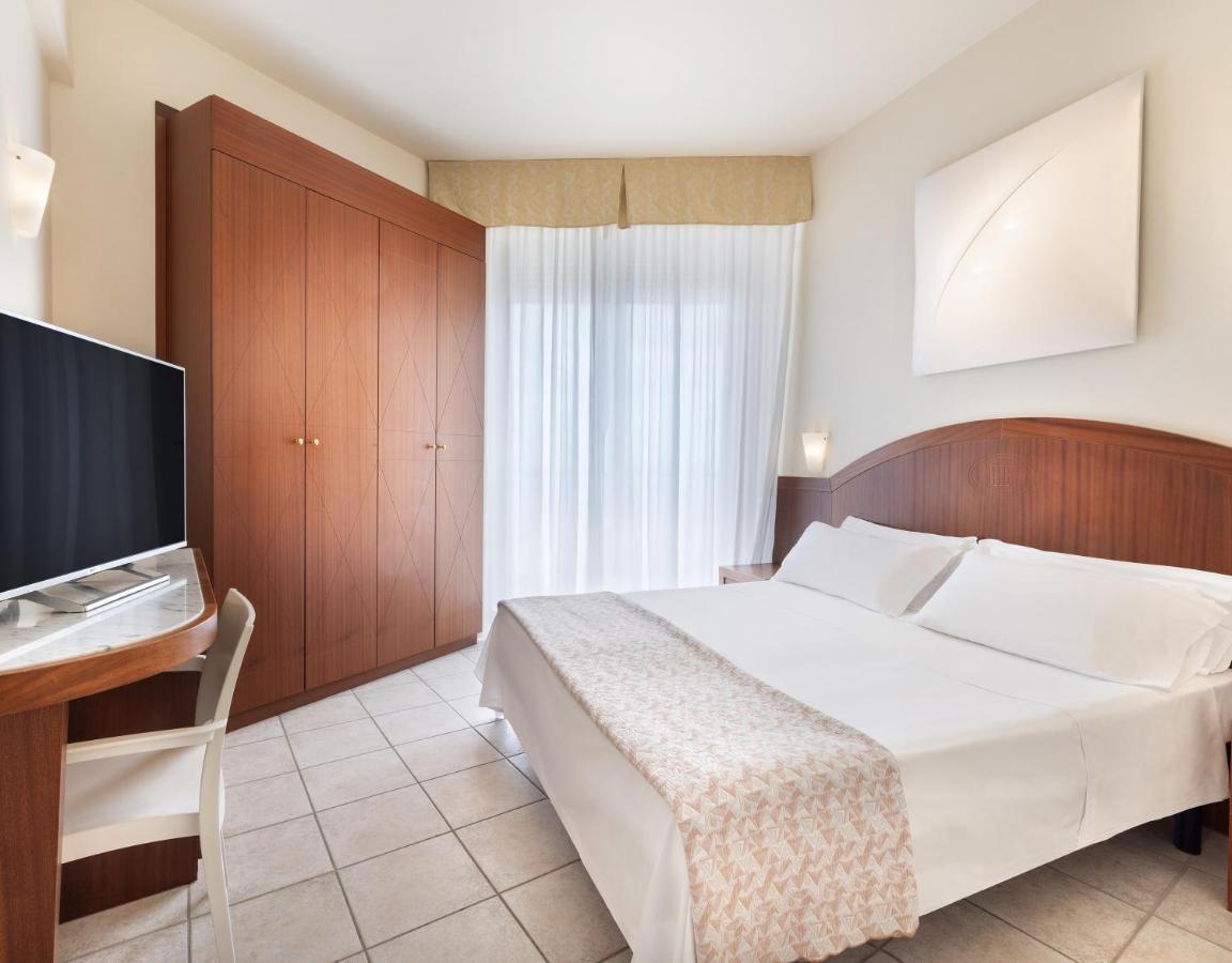 Hotel Bellevue Beach - Sul Mare Milano Marittima Luaran gambar