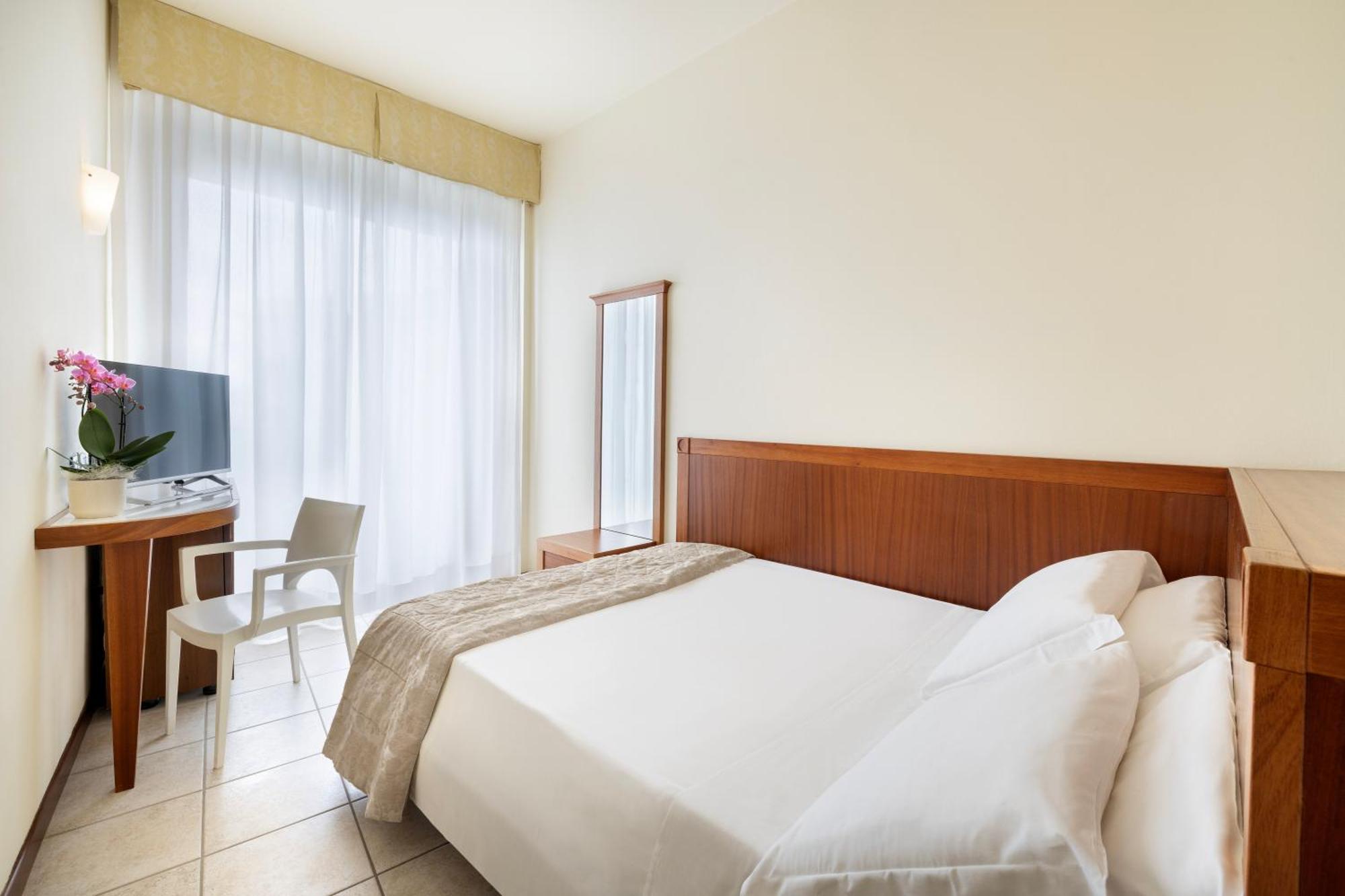 Hotel Bellevue Beach - Sul Mare Milano Marittima Luaran gambar